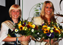Lina und Nadine sind Erntekönigin und Ernteprinzessin 2011/2012